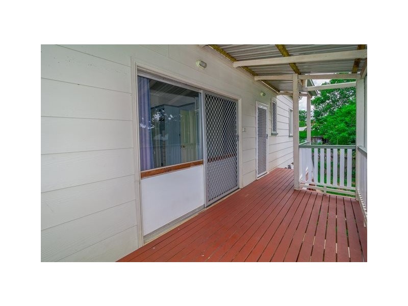 18 Brisbane Street, East Ipswich QLD 4305