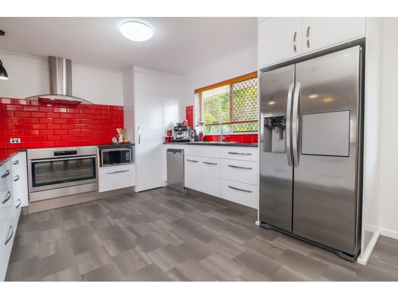 13 Kiah Street, Eastern Heights QLD 4305