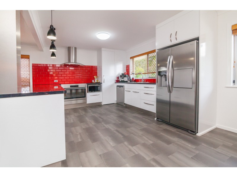 13 Kiah Street, Eastern Heights QLD 4305