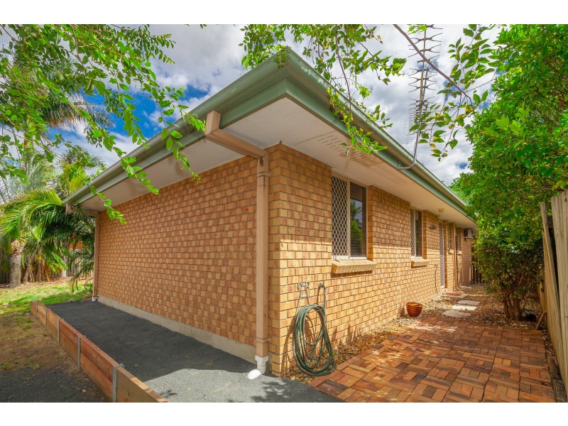 166 Henty Drive, Redbank Plains QLD 4301