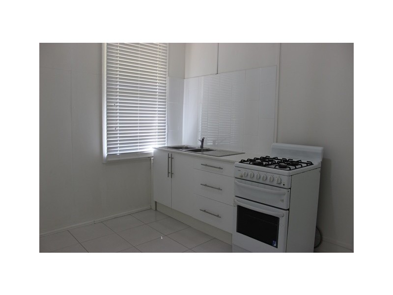 6 Fitzgibbon Street, North Ipswich QLD 4305