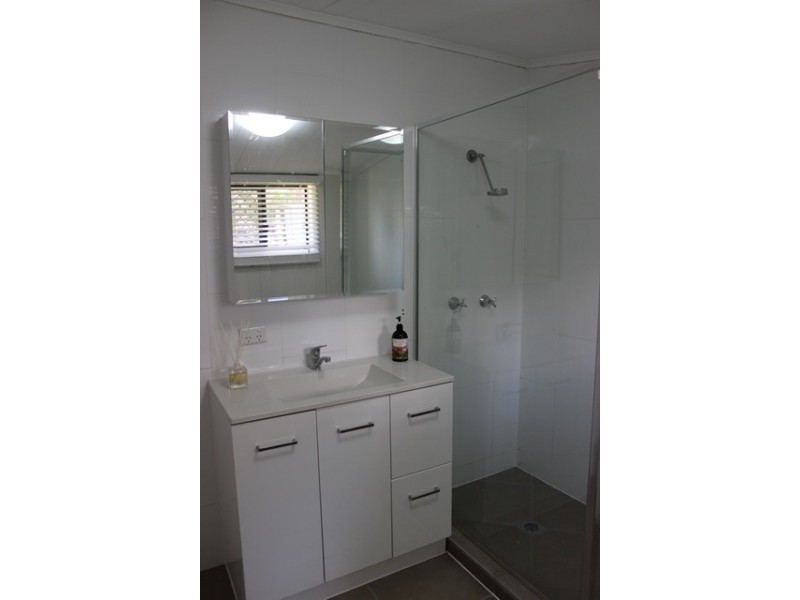 6 Fitzgibbon Street, North Ipswich QLD 4305