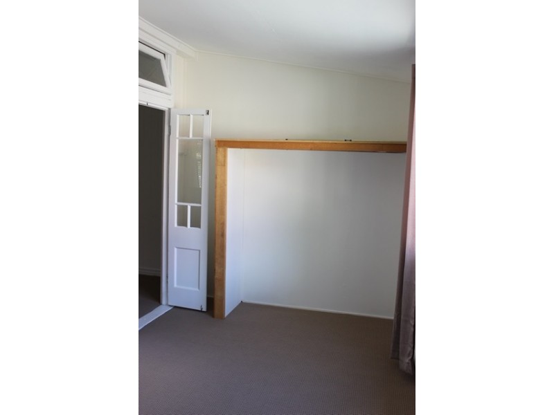 6 Fitzgibbon Street, North Ipswich QLD 4305