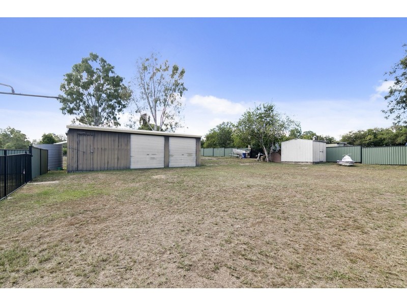 17 Wisteria Street, Walloon QLD 4306