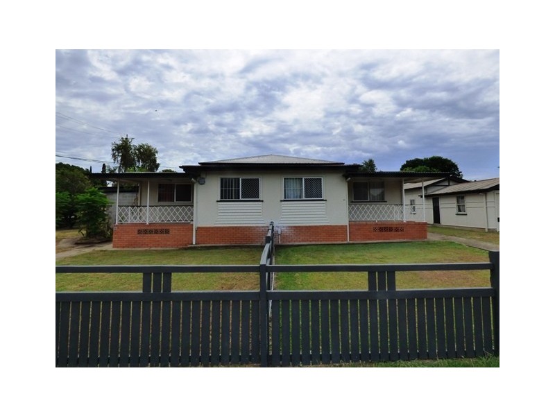 88-90 Blackstone Road, Silkstone QLD 4304