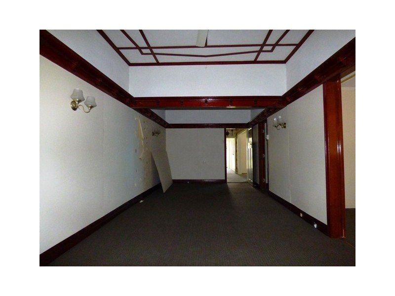 88-90 Blackstone Road, Silkstone QLD 4304