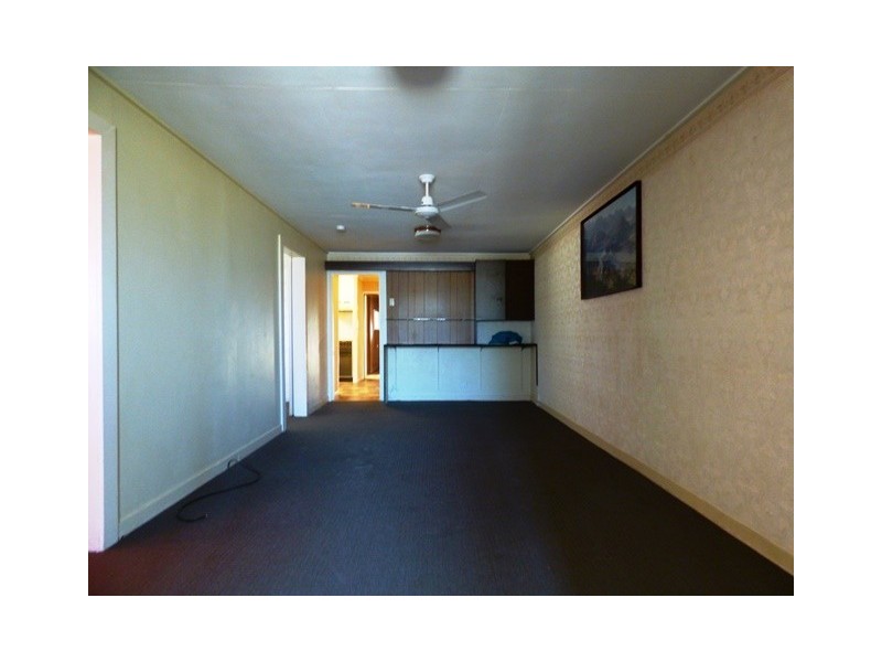 88-90 Blackstone Road, Silkstone QLD 4304