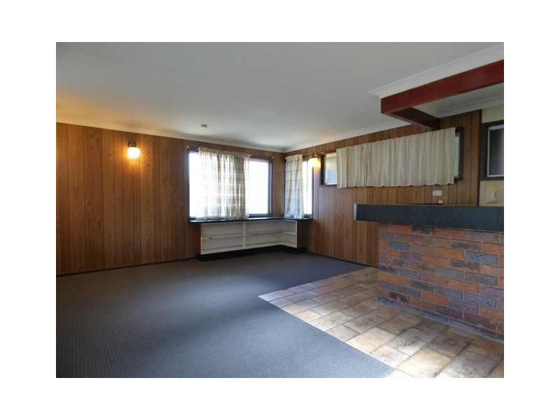 88-90 Blackstone Road, Silkstone QLD 4304