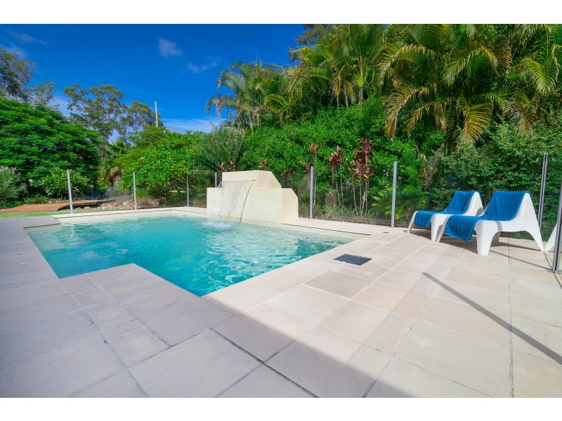 12 Pinto Place, Pine Mountain QLD 4306