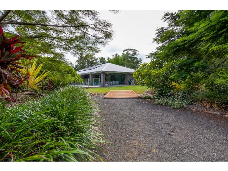 12 Pinto Place, Pine Mountain QLD 4306