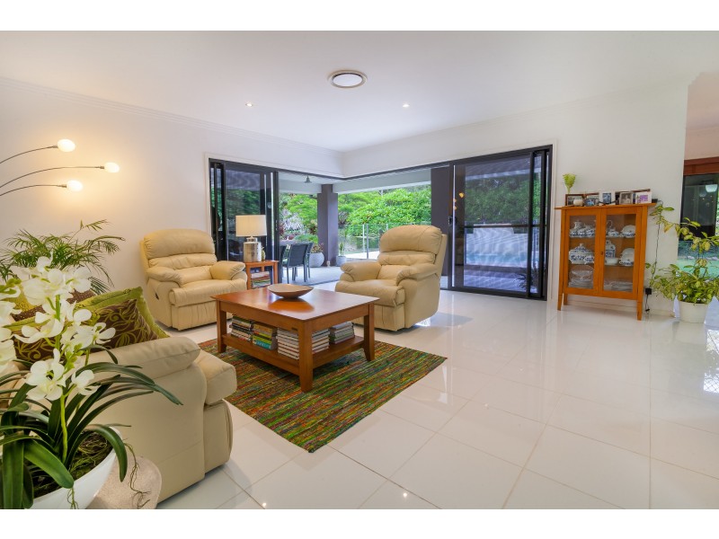 12 Pinto Place, Pine Mountain QLD 4306