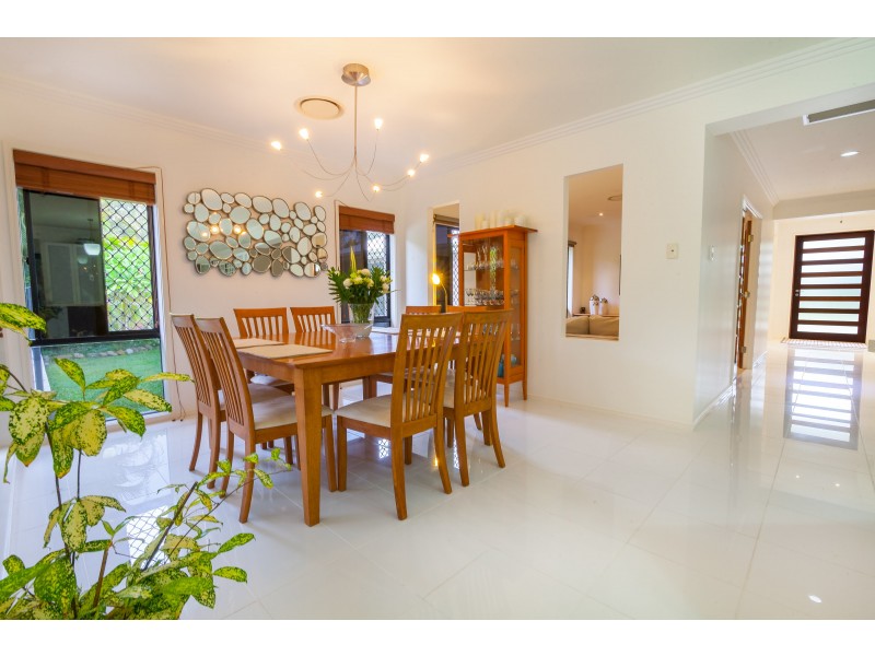 12 Pinto Place, Pine Mountain QLD 4306