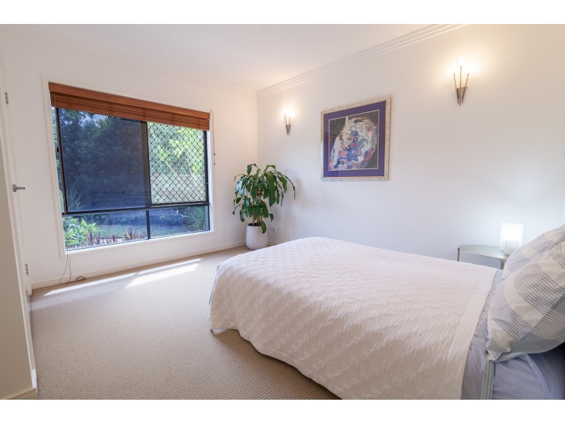 12 Pinto Place, Pine Mountain QLD 4306