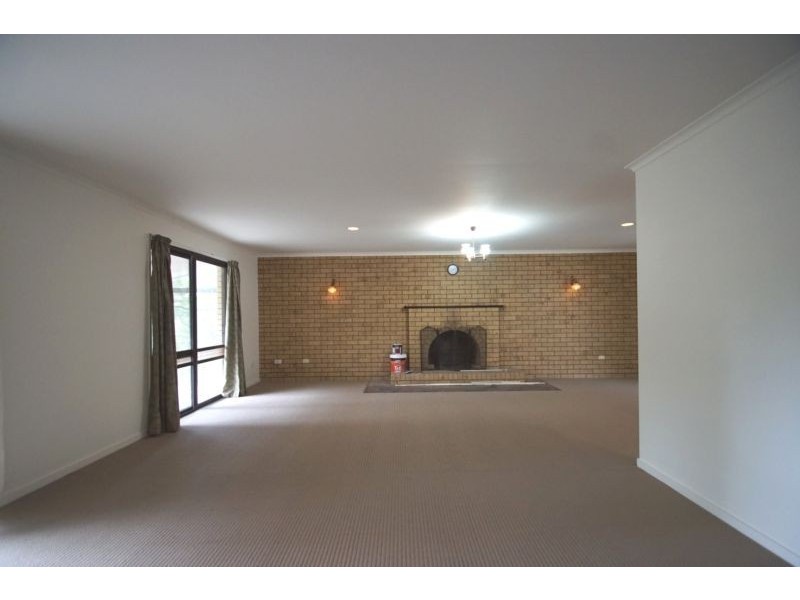 1292 Ripley Road, South Ripley QLD 4306