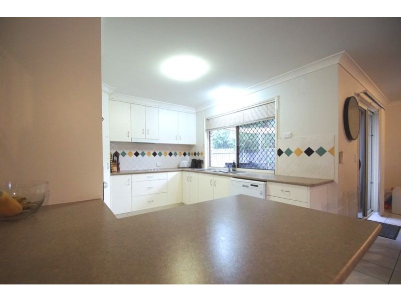 5 Bangalow Crescent, Raceview QLD 4305