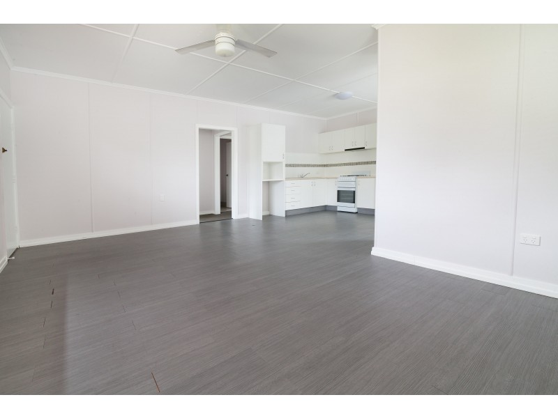 11A Lusitania Street, Newtown QLD 4305