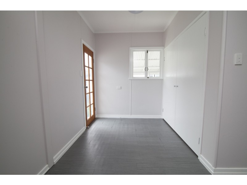 11A Lusitania Street, Newtown QLD 4305