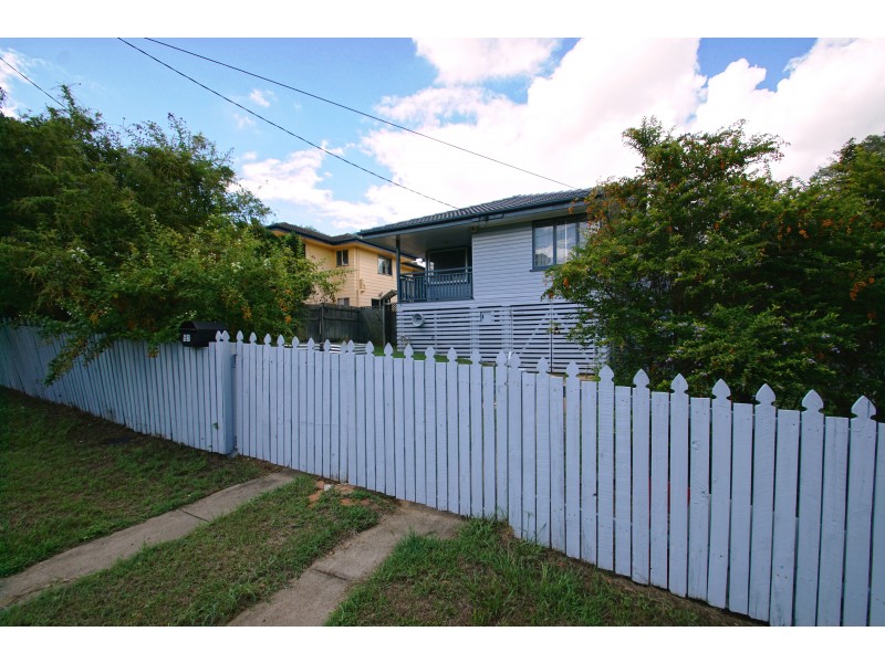 52 Kynance Street, Leichhardt QLD 4305