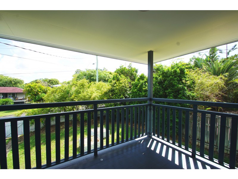52 Kynance Street, Leichhardt QLD 4305
