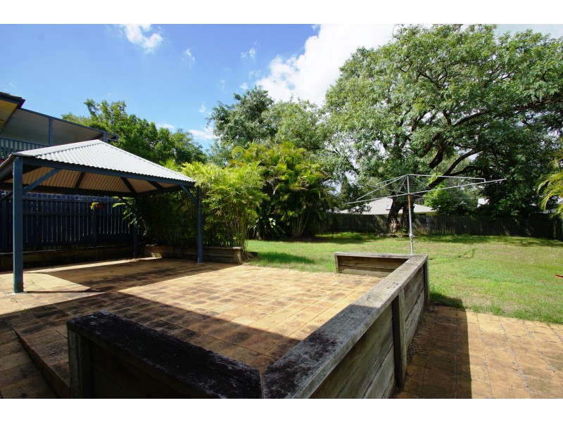 52 Kynance Street, Leichhardt QLD 4305