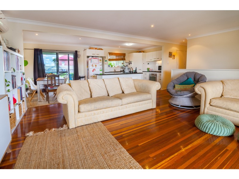 11 Whittaker Street, North Ipswich QLD 4305