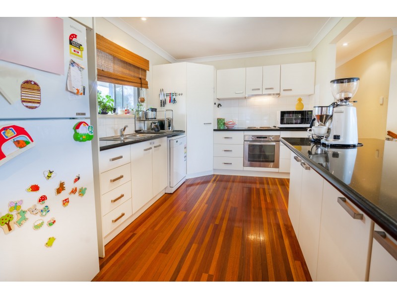 11 Whittaker Street, North Ipswich QLD 4305