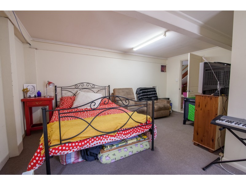 11 Whittaker Street, North Ipswich QLD 4305