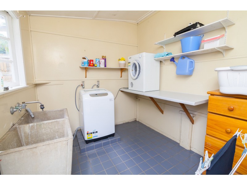 80 Hill Street, Tivoli QLD 4305