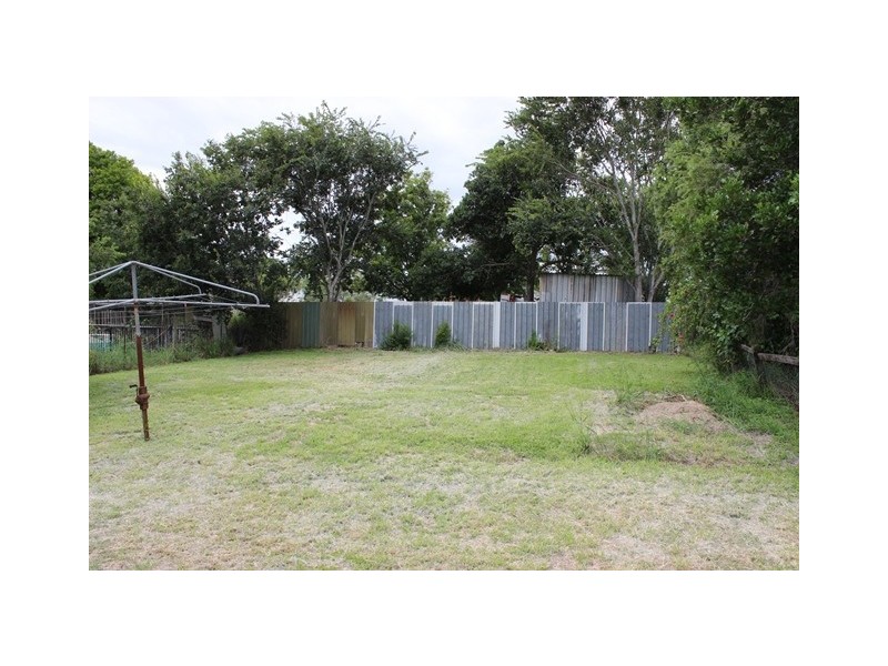 41 Alexandra Street, North Booval QLD 4304