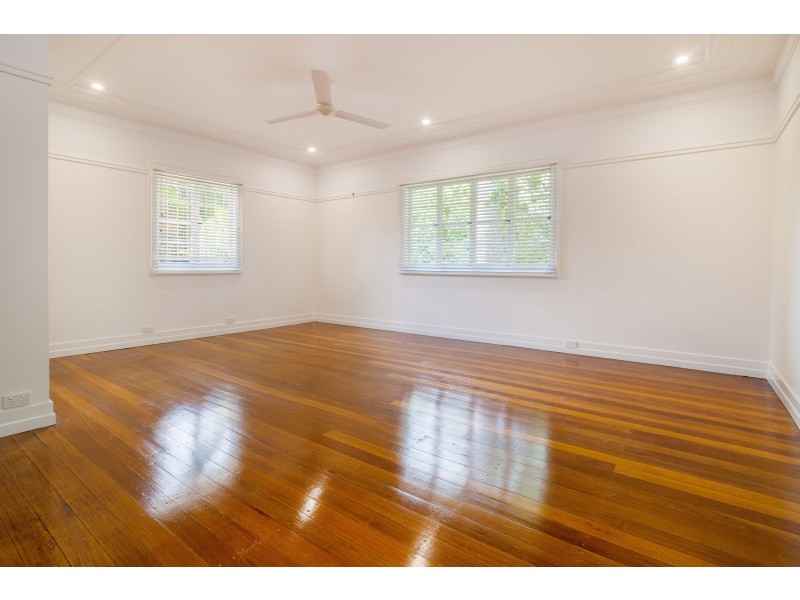 3 Kallara Avenue, Ipswich QLD 4305