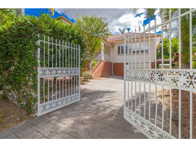 3 Kallara Avenue, Ipswich QLD 4305