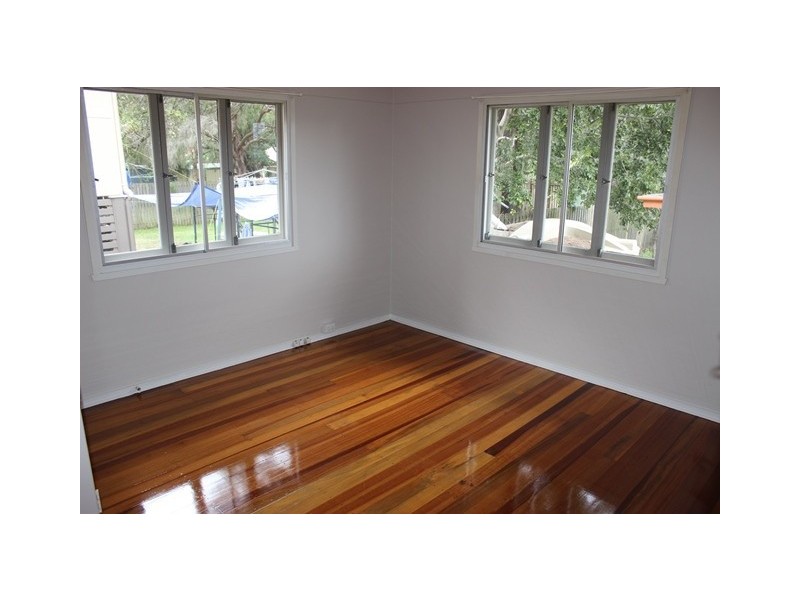 26 Kynance Street, Leichhardt QLD 4305