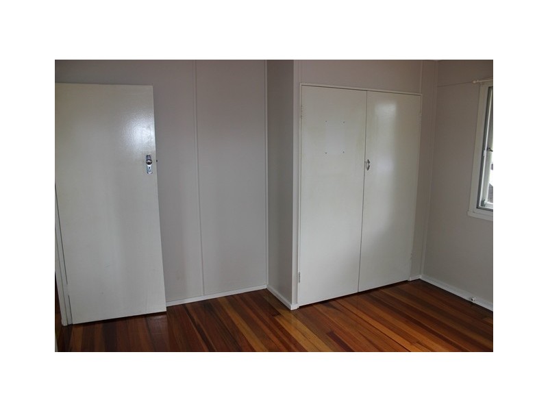 26 Kynance Street, Leichhardt QLD 4305