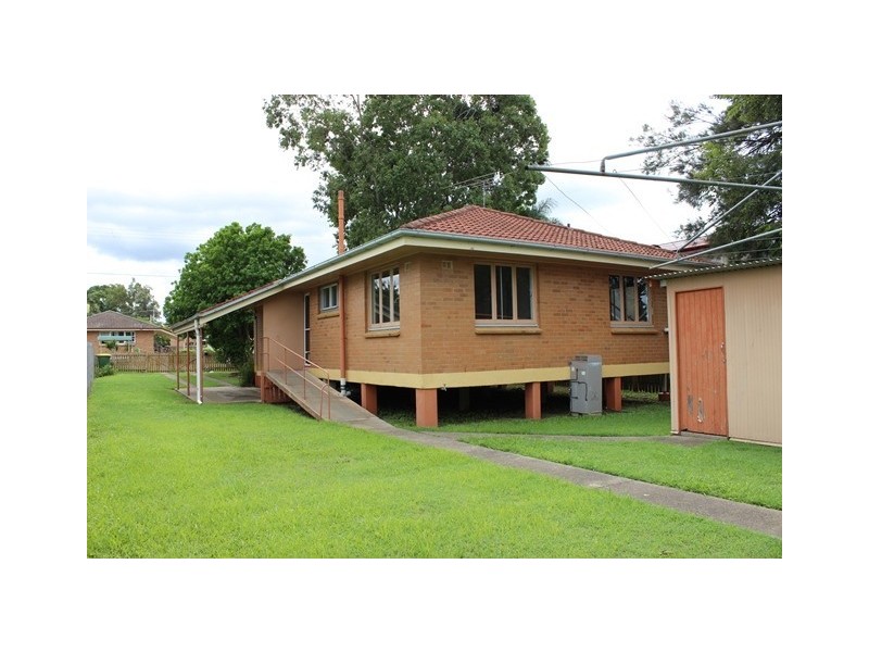 26 Kynance Street, Leichhardt QLD 4305