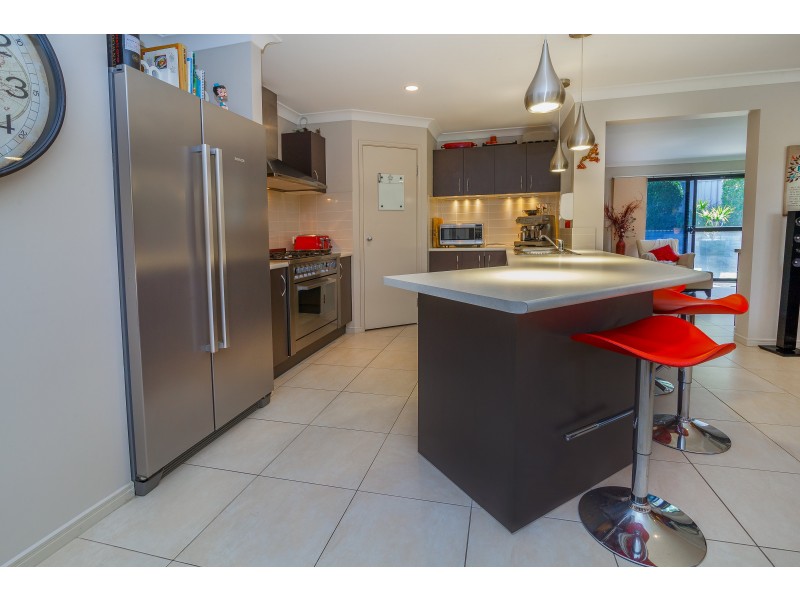 6 Emerson Crescent, Brassall QLD 4305