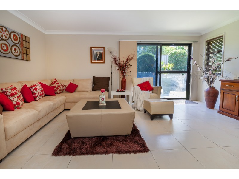 6 Emerson Crescent, Brassall QLD 4305