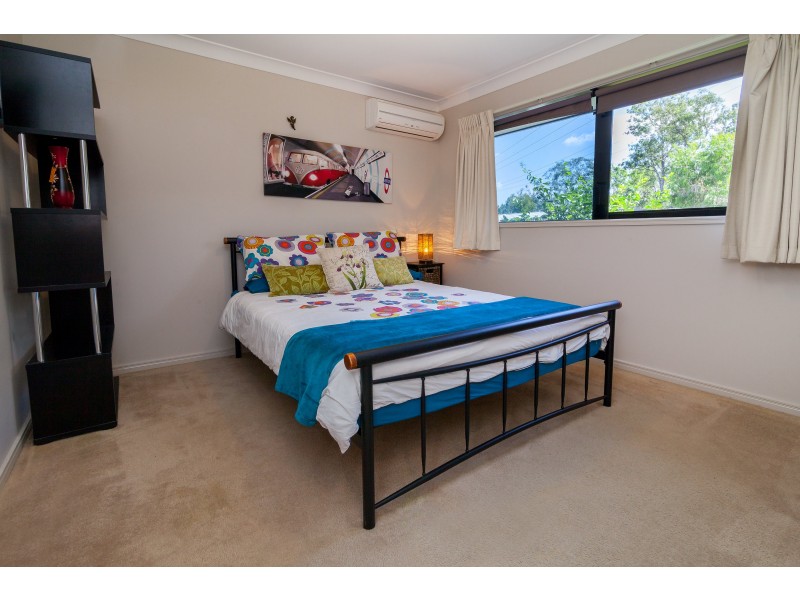6 Emerson Crescent, Brassall QLD 4305