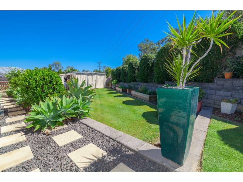 6 Emerson Crescent, Brassall QLD 4305