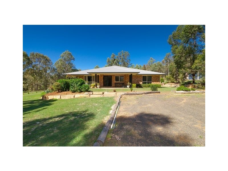 25 Bayliss Road, South Ripley QLD 4306