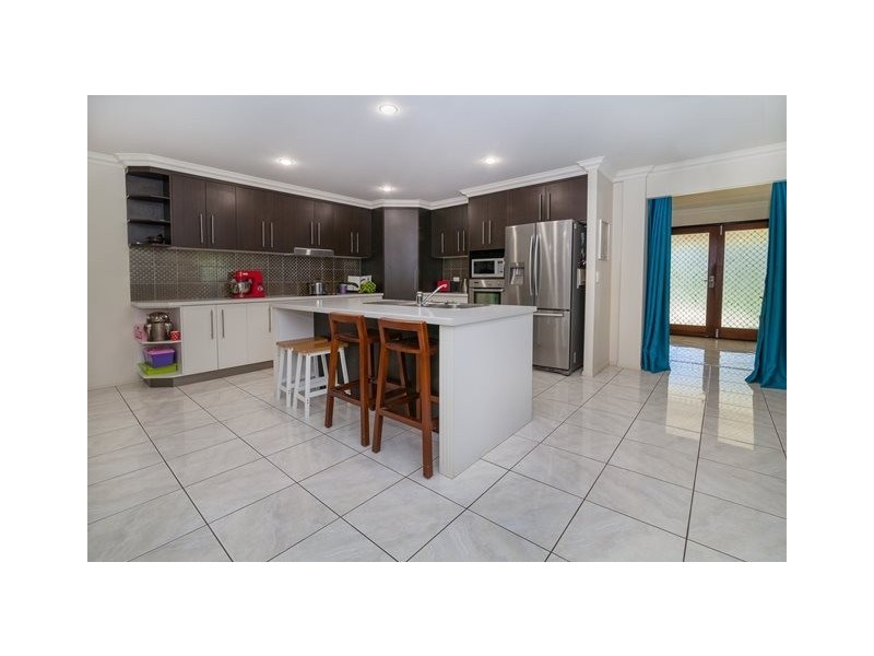 25 Bayliss Road, South Ripley QLD 4306