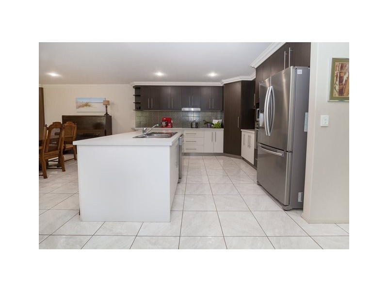 25 Bayliss Road, South Ripley QLD 4306