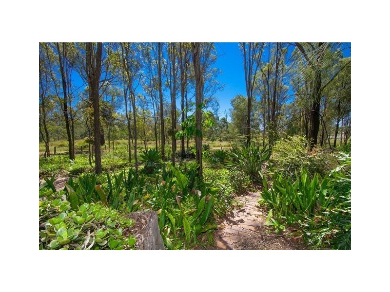 25 Bayliss Road, South Ripley QLD 4306