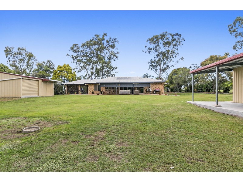 35 Elm Road, Walloon QLD 4306