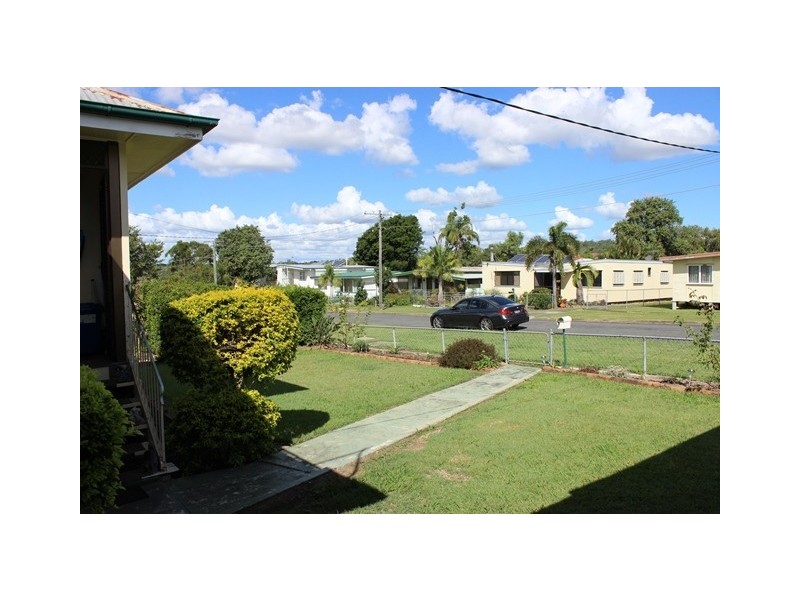 18 Gomer Street, Booval QLD 4304