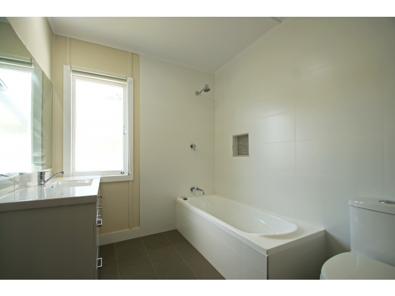 21A Bognuda Street, Bundamba QLD 4304