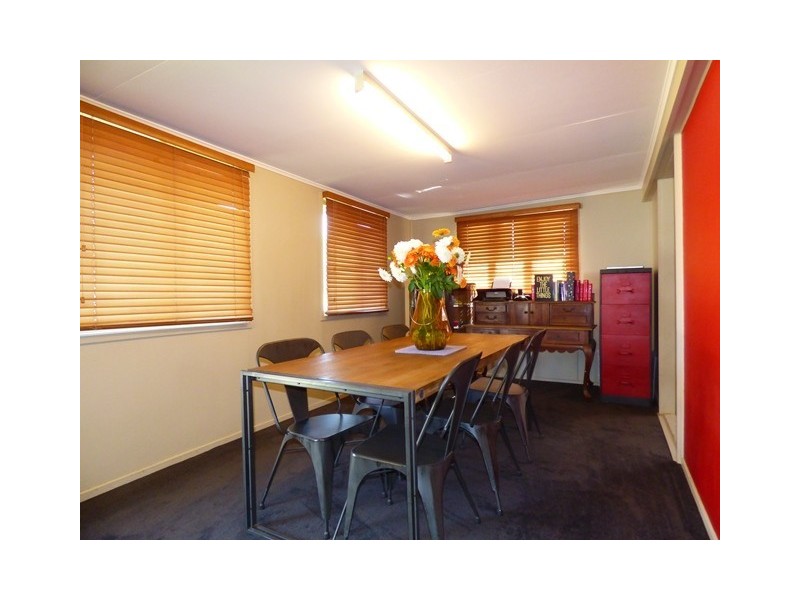 10 Margaret Street, Booval QLD 4304