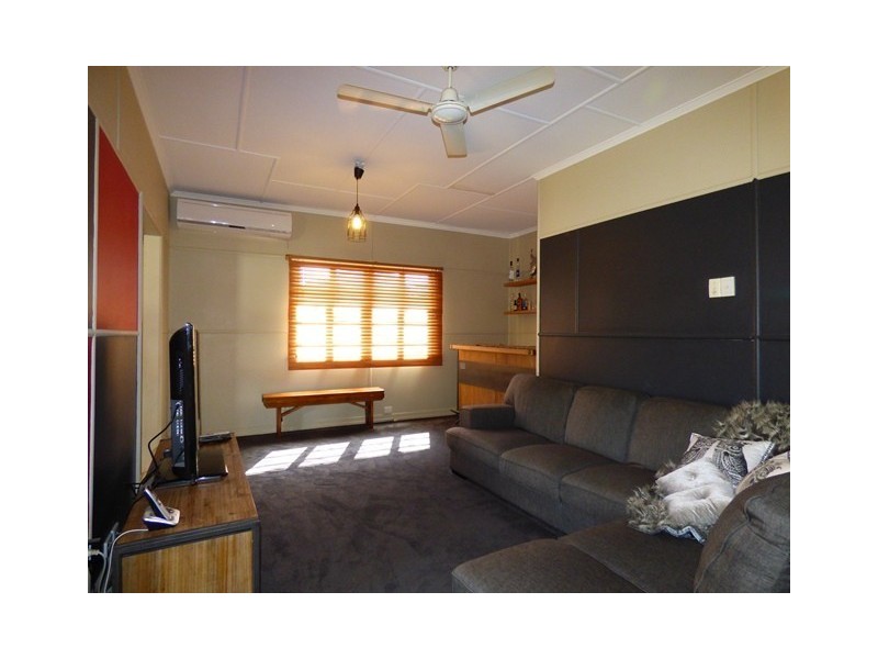 10 Margaret Street, Booval QLD 4304