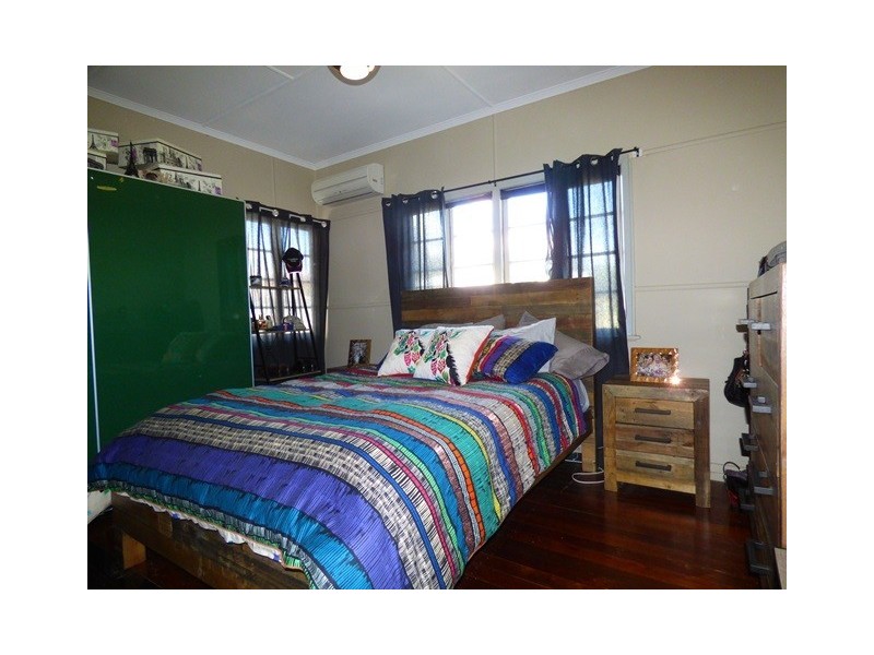 10 Margaret Street, Booval QLD 4304