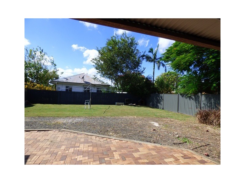 10 Margaret Street, Booval QLD 4304