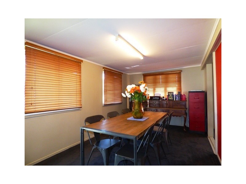 10 Margaret Street, Booval QLD 4304